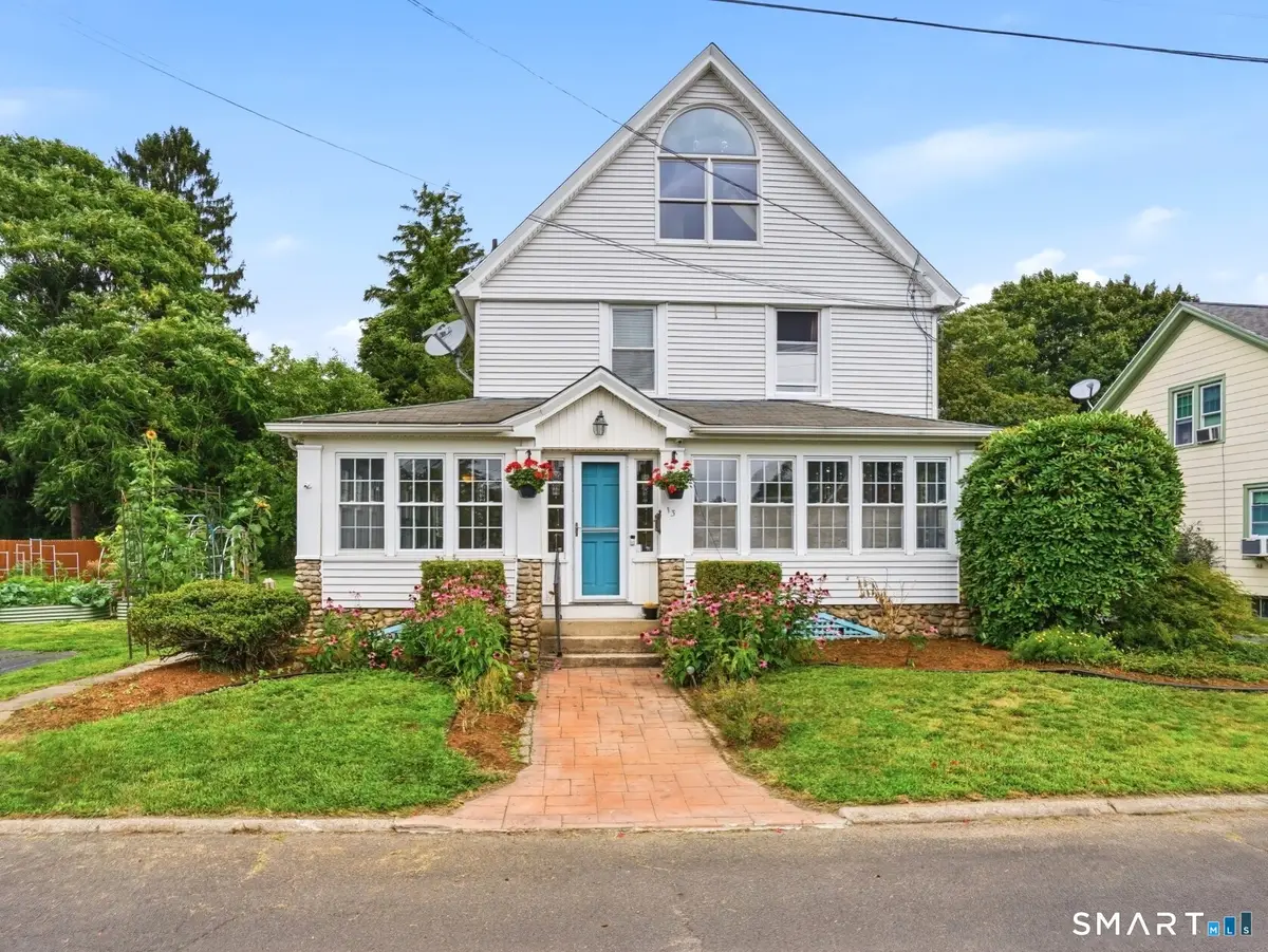 13 Snowden Street, Waterford, CT 06385 - #1