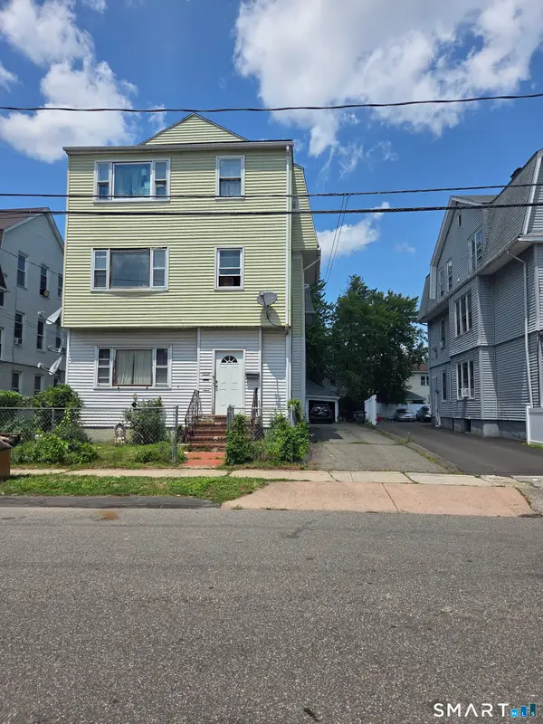 30-32 Wayland Street, Hartford, CT 06114