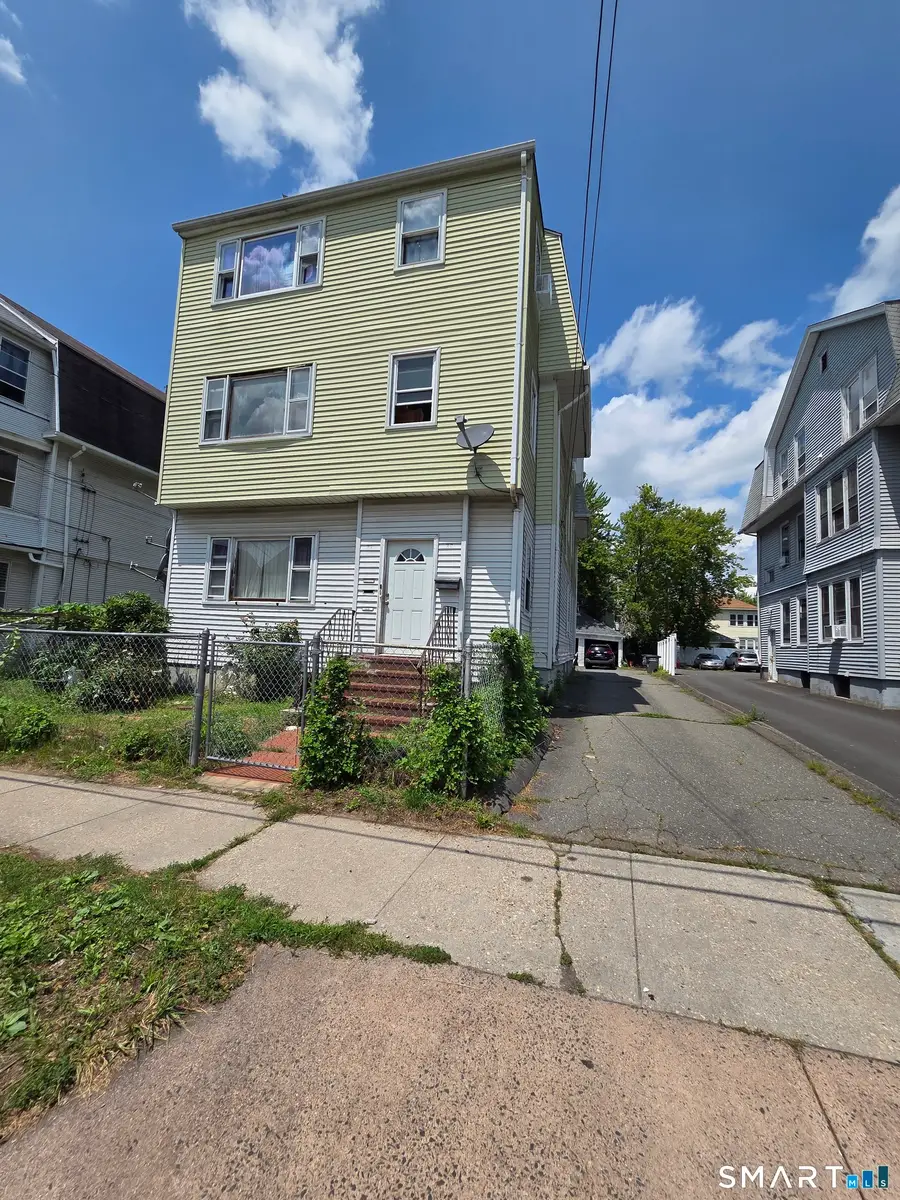 30-32 Wayland Street, Hartford, CT 06114 - #2