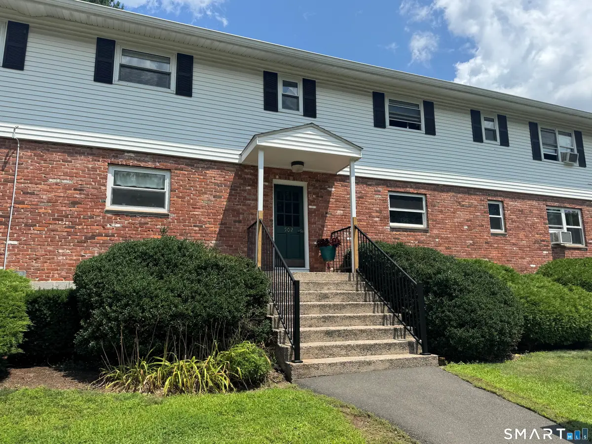 502 Oak Avenue #17, Cheshire, CT 06410 - #1
