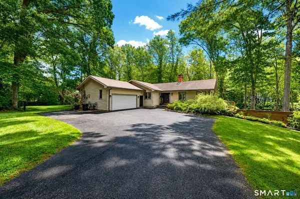 147 Johnson Pond Lane, Westbrook, CT 06498