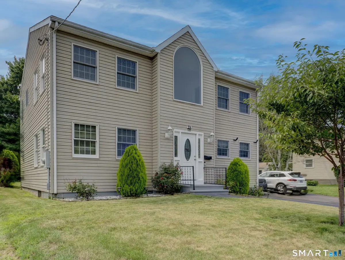29 Fenwood Avenue, West Hartford, CT 06110 - #1