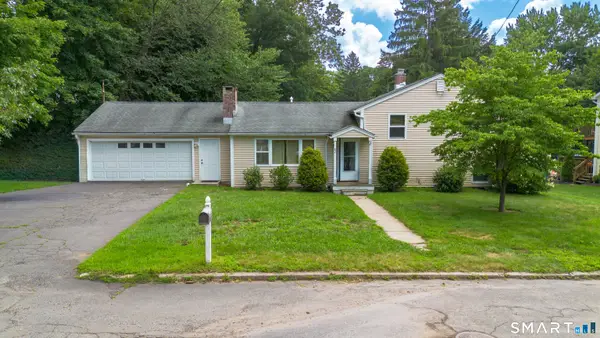 82 Sande Avenue, Waterbury, CT 06706