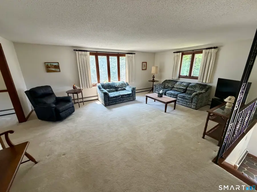 1130-R Blue Hills Avenue, Bloomfield, CT 06002 - #3