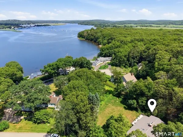 5 Hemlock Drive, Essex, CT 06426