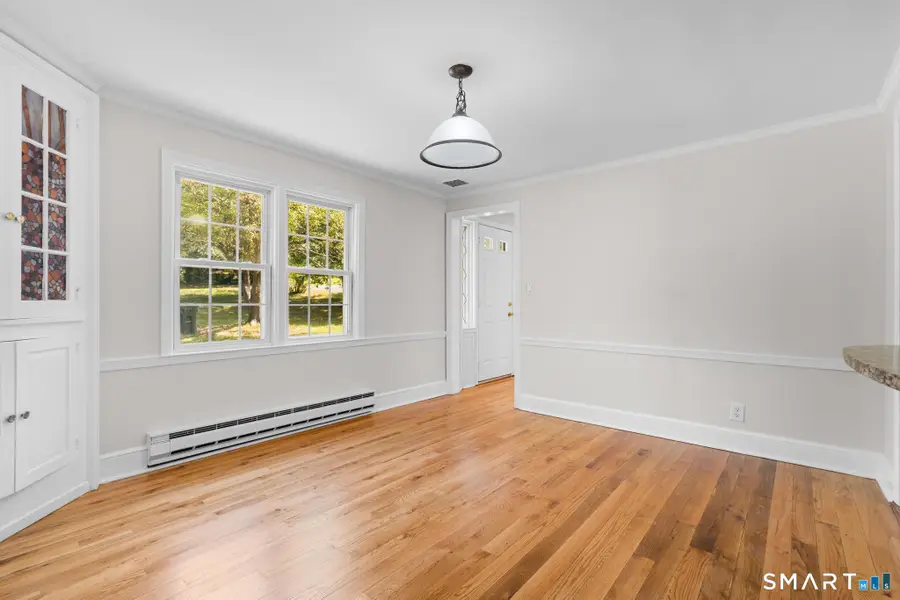 282 Tunxis Road, West Hartford, CT 06107 - #2