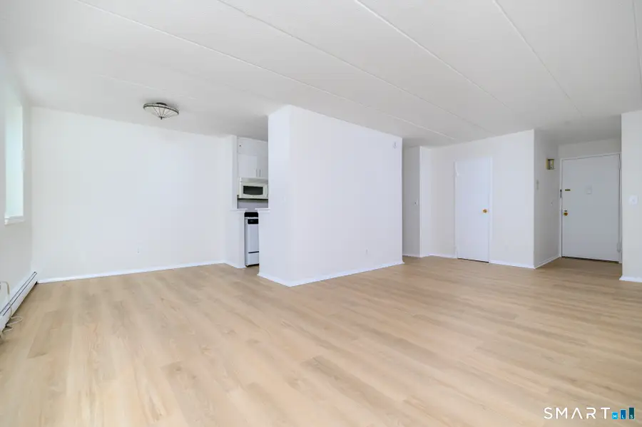 27 Northill Street #6R, Stamford, CT 06907 - #3