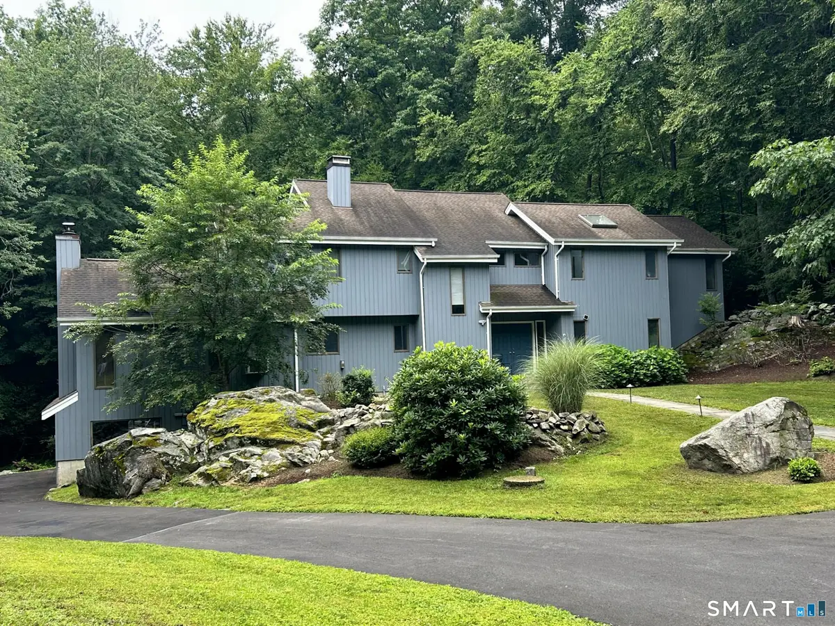 4 Deerfield Road, Brookfield, CT 06804 - #1