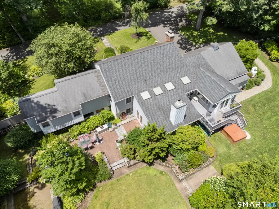 21 Hampton Lane, New Canaan, CT 06840 - #3