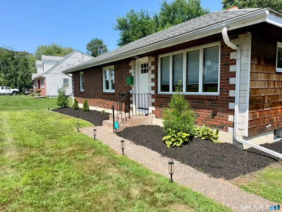 25 Radding Street, Manchester, CT 06042 - #3