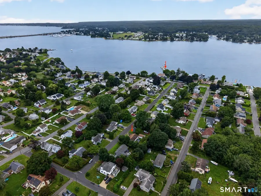 22 Sixth Avenue, Waterford, CT 06385 - #2