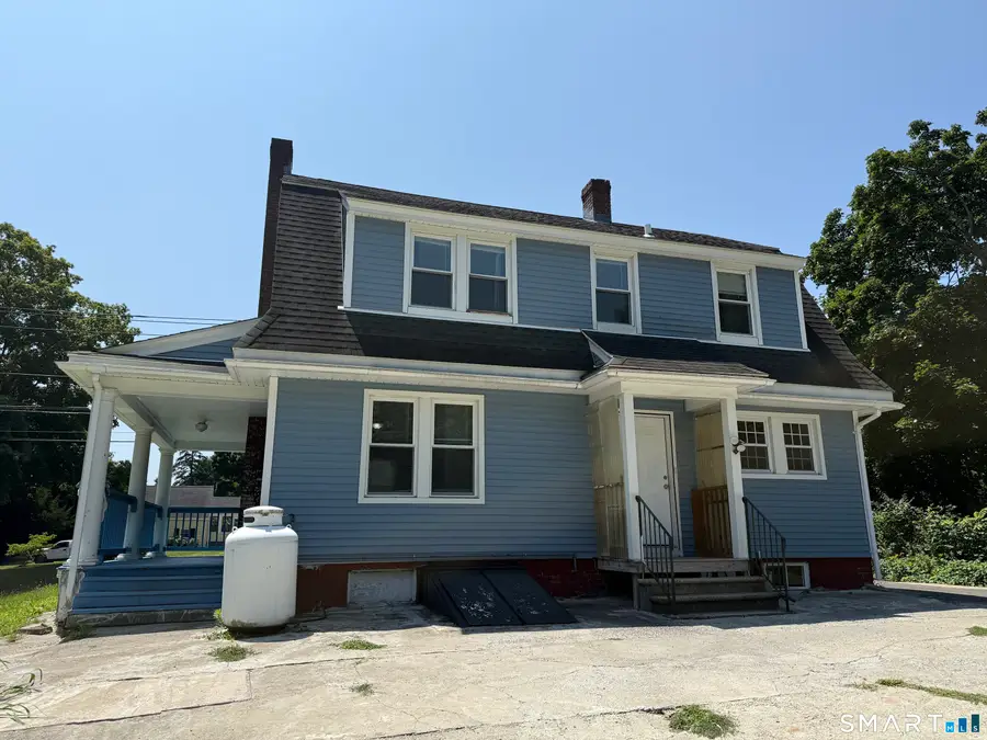4 Bishop Street, North Haven, CT 06473 - #3