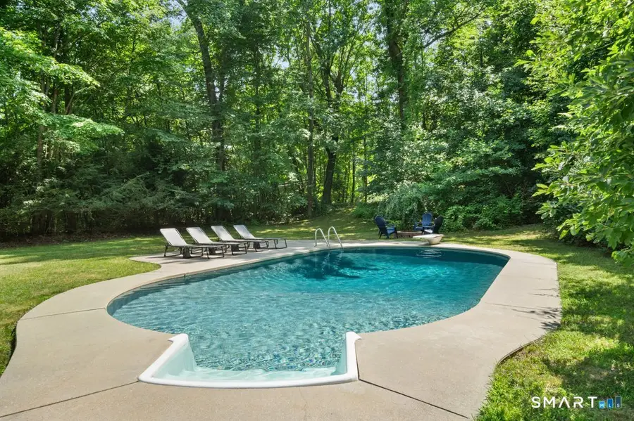 19 Laura Lane, Oxford, CT 06478 - #3