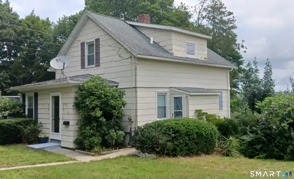 31 Hewitt Drive, Montville, CT 06382