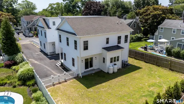 30 Country Road, Fairfield, CT 06824