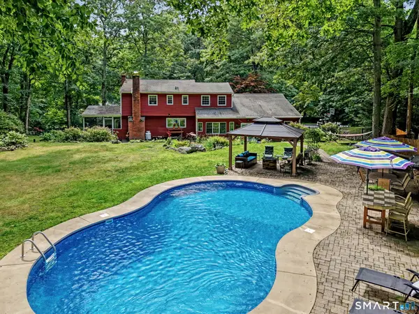 12 Stonehedge Road, Norwalk, CT 06851