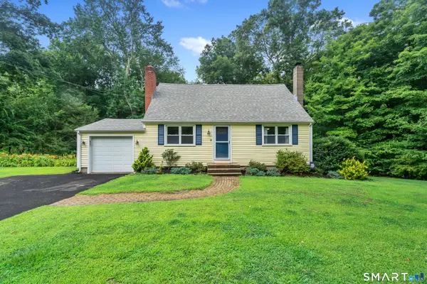23 Cedar Road, Clinton, CT 06413