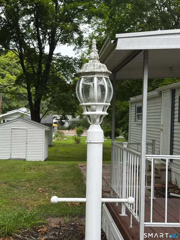 33 Whitewood Road, Killingworth, CT 06419