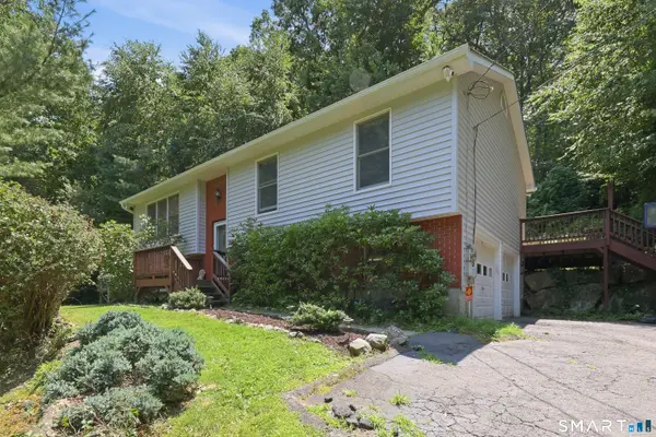 8 Old Bridge Road West, New Fairfield, CT 06812