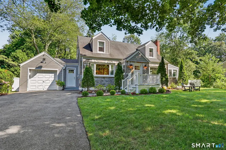 31 Melrose Avenue, Trumbull, CT 06611 - #2
