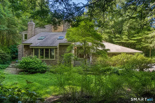 39 Woodhaven Drive, Simsbury, CT 06070