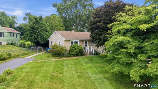 51 Orchard Drive, Montville, CT 06382