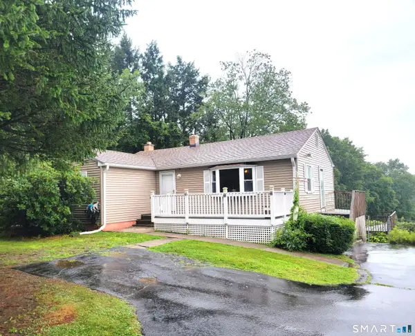 527 East Street North, Suffield, CT 06078