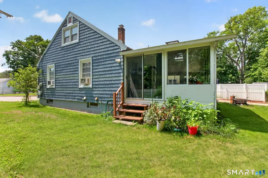 20 Woodrow Avenue, Norwich, CT 06360 - #3