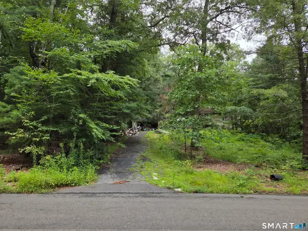 7 Hallsey Lane, Woodbridge, CT 06525