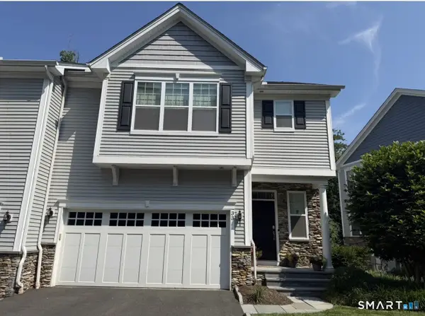 560 River Road #33, Shelton, CT 06484
