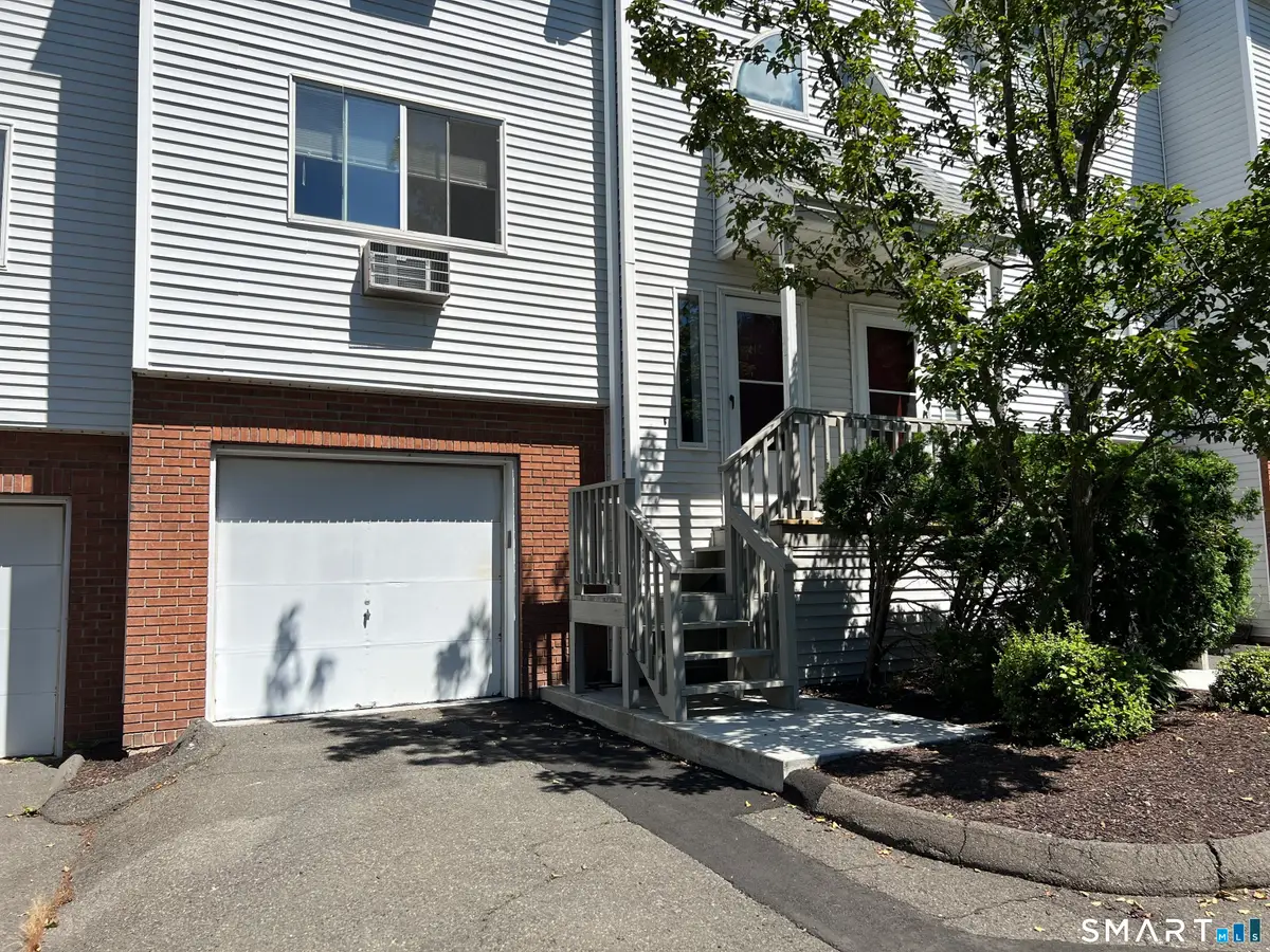 925 Oronoke Road #11E, Waterbury, CT 06708 - #1
