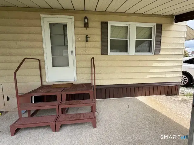 6 New Street, Beacon Falls, CT 06403 - #3