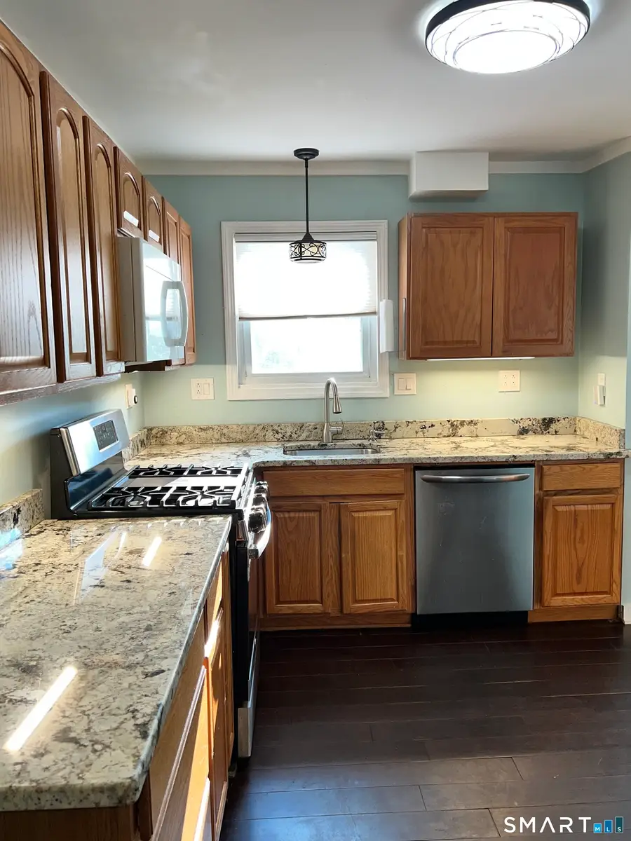 58 Ashworth Street, Manchester, CT 06040 - #2
