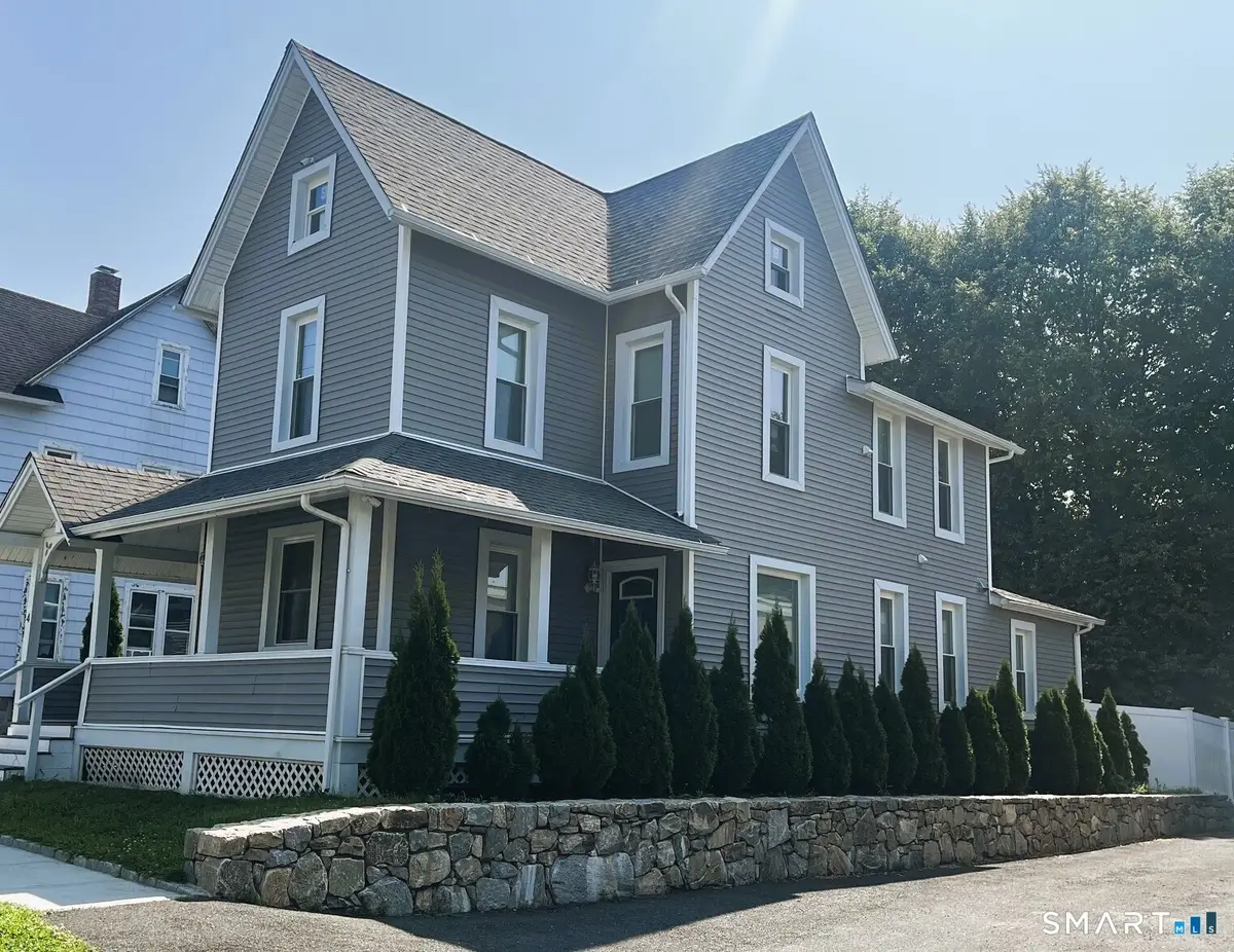 4 Bates Place, Danbury, CT 06810 - #1