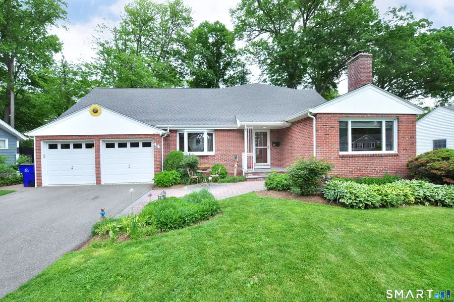 44 Miamis Road, West Hartford, CT 06117 - #2