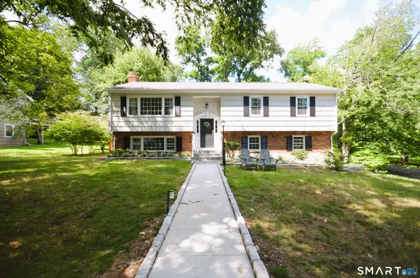 5 Nyselius Place, Stamford, CT 06905