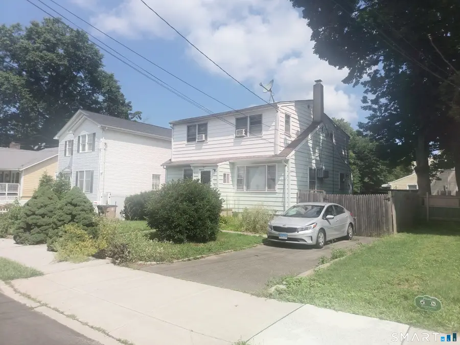 98 Holcomb Avenue, Stamford, CT 06906 - #2