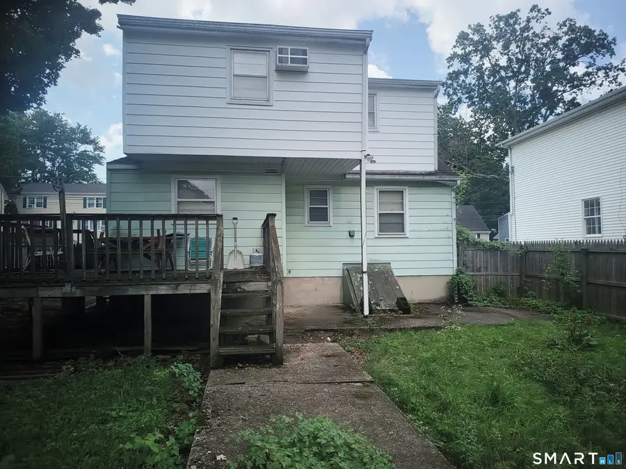 98 Holcomb Avenue, Stamford, CT 06906 - #3