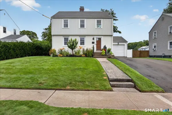 34 Hall Street, New Haven, CT 06512