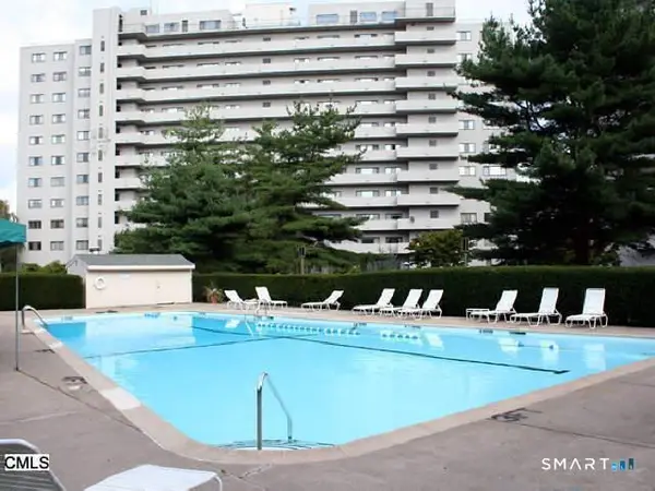 3200 Park Avenue #6F1, Bridgeport, CT 06604