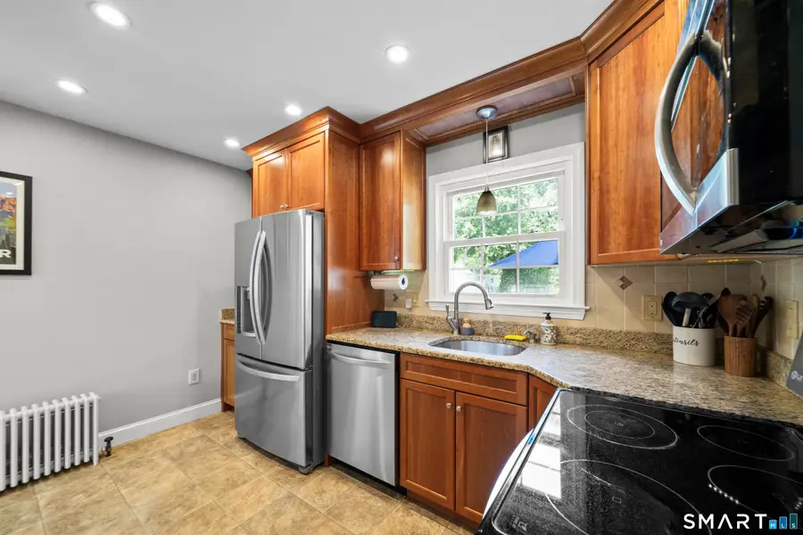 33 Chester Drive, Manchester, CT 06040 - #3