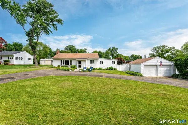 15 Muriel Drive, Stamford, CT 06907