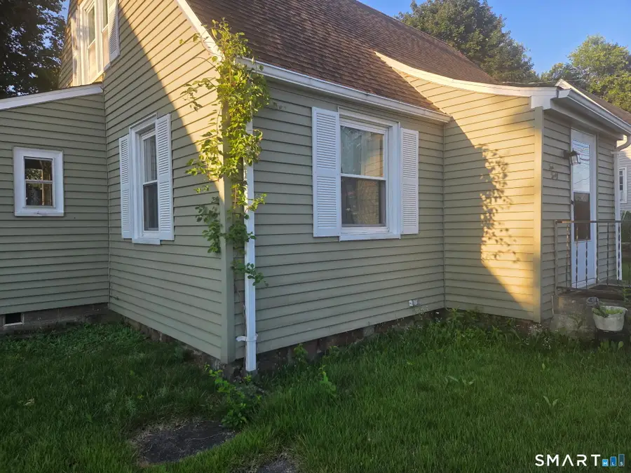 1040 Farmington Avenue, Bristol, CT 06010 - #2