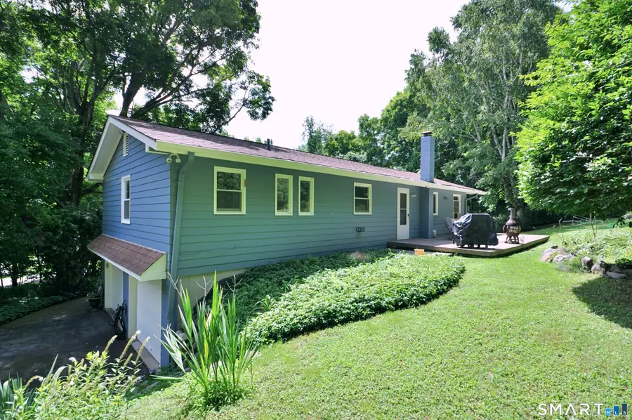 21 Carriage Lane, Roxbury, CT 06783 - #2