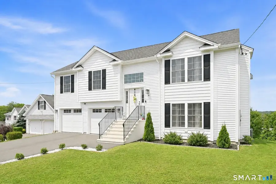 26 Crestview Lane, Waterbury, CT 06708 - #2
