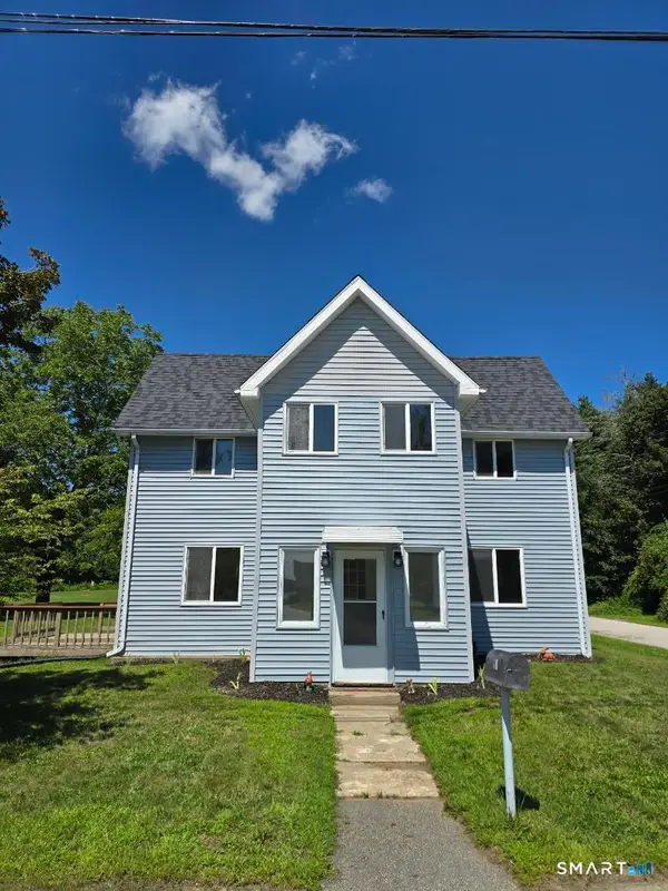 62 Benham Avenue, Waterford, CT 06375