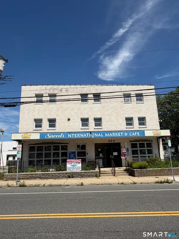 104 School Street, New London, CT 06320