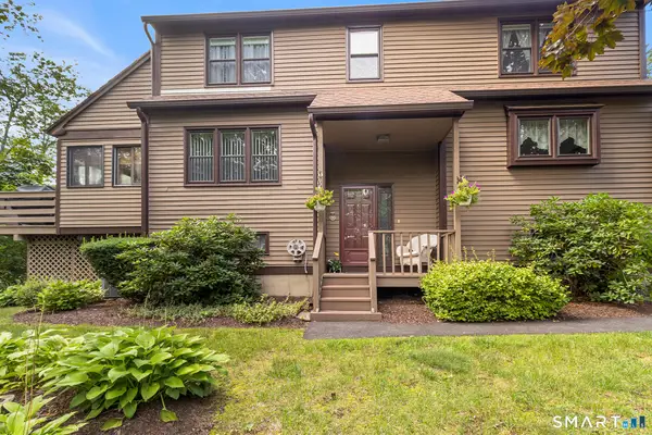 11 Sprucebrook Trail #11, Monroe, CT 06468