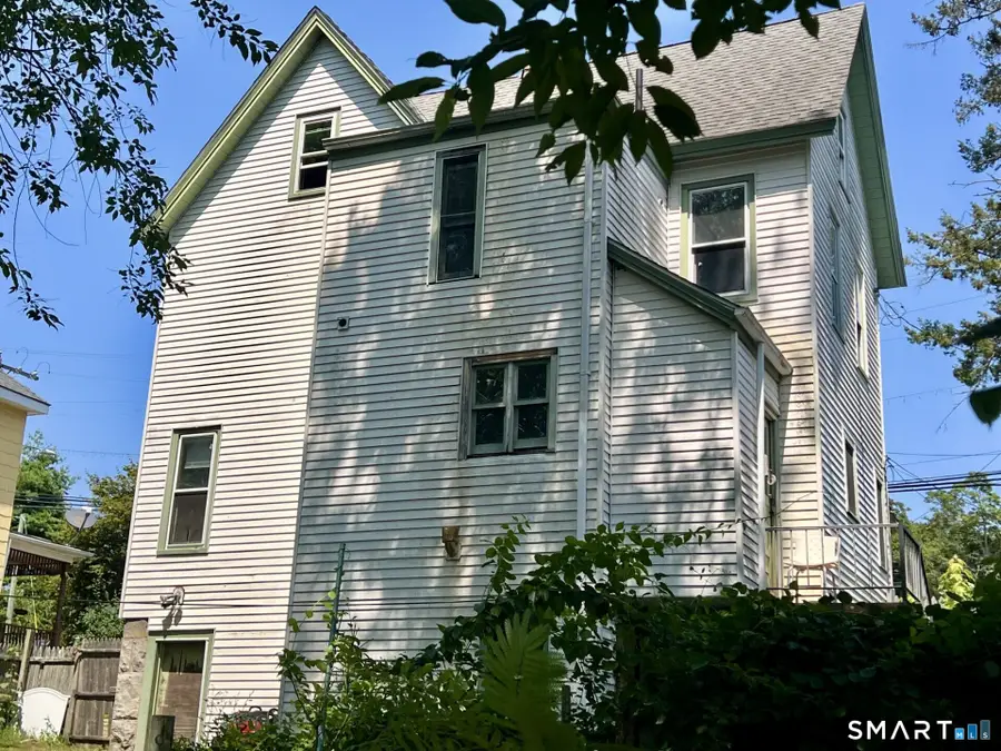 240 Crystal Avenue, New London, CT 06320 - #3