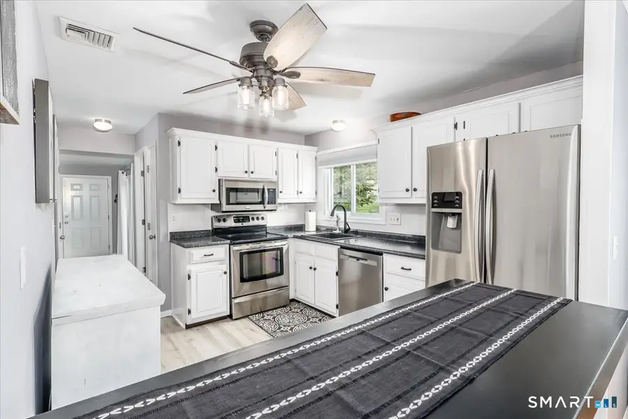 13 Far Horizons Drive, Bethel, CT 06801 - #3